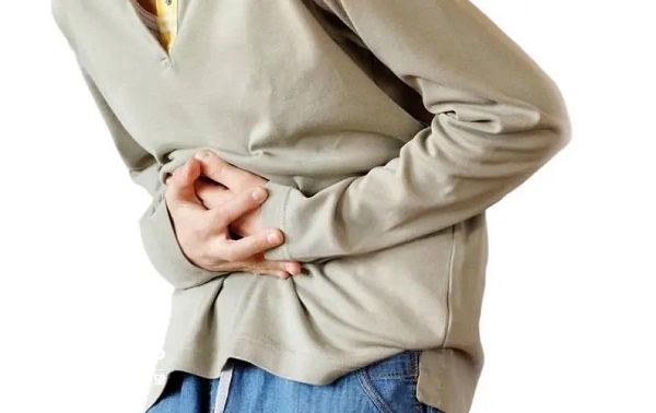 不当使用甲硝唑栓会引起腹部绞痛等副作用