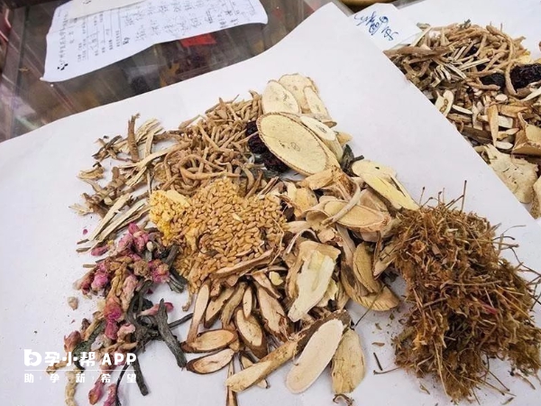 输卵管不通可以和中药调理