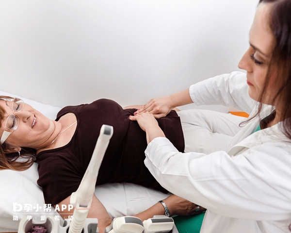 绝经年龄在45岁-55岁之间都是正常的