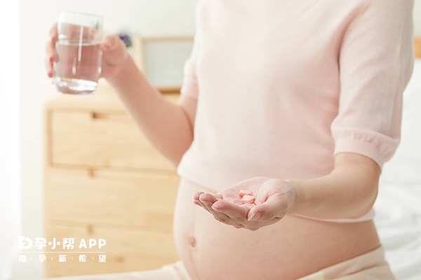 孕期乱服药可能引起胎儿染色体异常