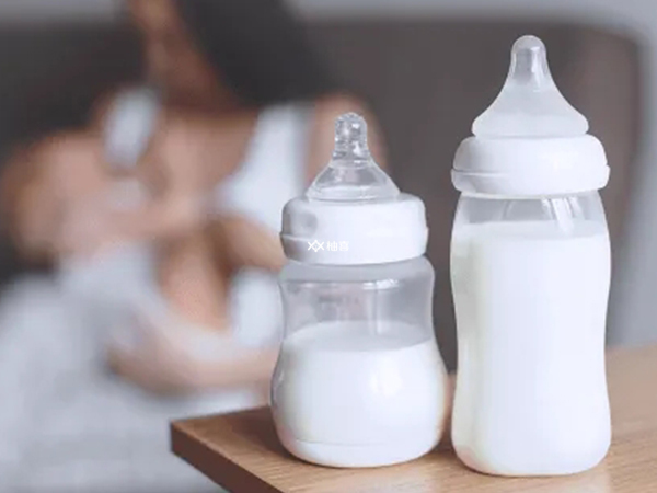 新生儿不愿吃奶是口腔感染