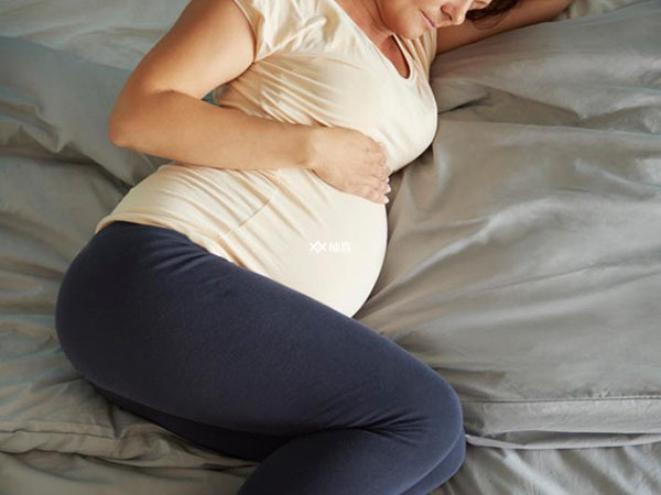 怀孕早期口淡无味不是生男宝