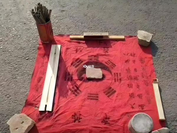 牛妈妈生龙宝宝福气旺不旺