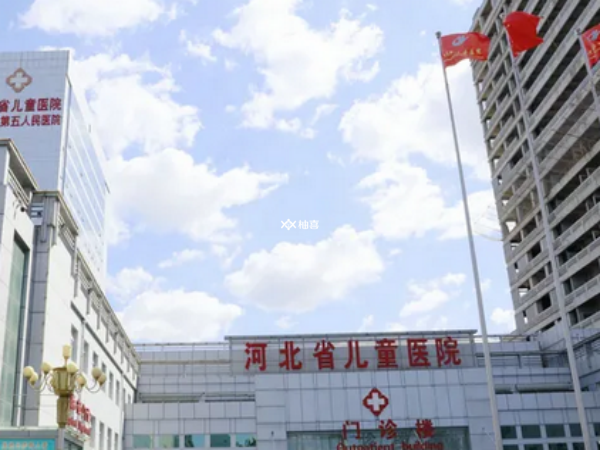 宝宝早起咳嗽是不是鼻炎引起的