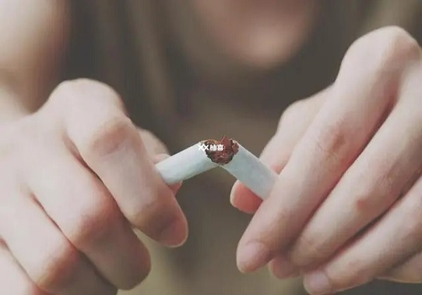 高龄产妇能不能吸烟