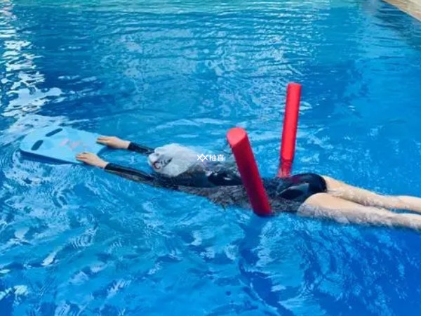 试管婴儿移植后能不能游泳